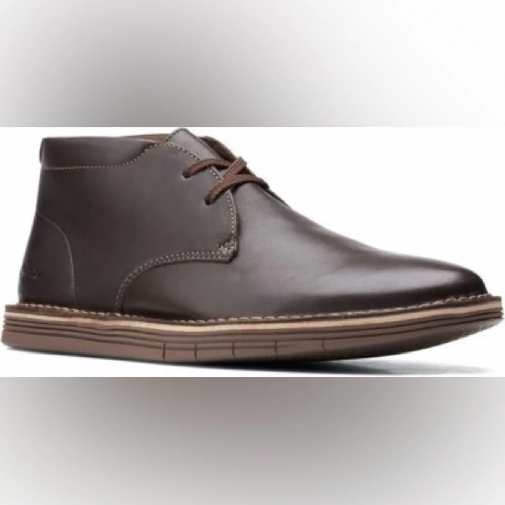NEW!! Clarks Men's Forge Stride Brown Leather Chukka Boots Size 11.5M